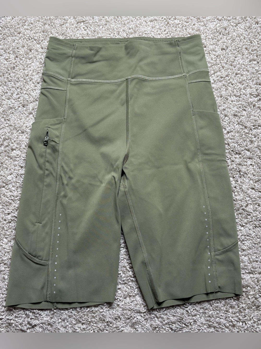 Lululemon Womens Fast and Free Short 8" Light *Special Edition